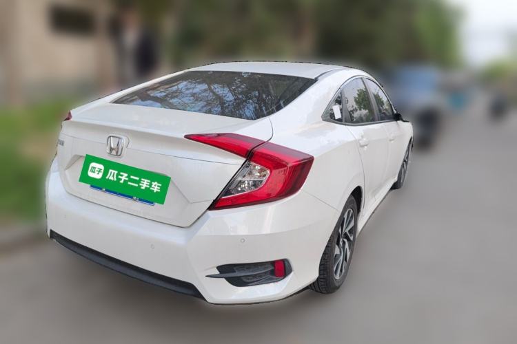 Used Honda Civic 2016 220TURBO CVT Luxury Edition Rear Right 45 Deg