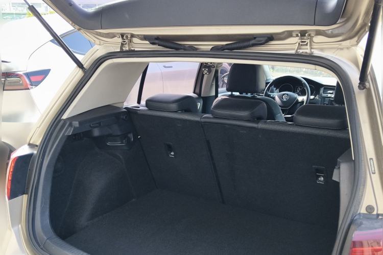 Used Volkswagen Golf 2018 1.6L Automatic Comfort Model Trunk