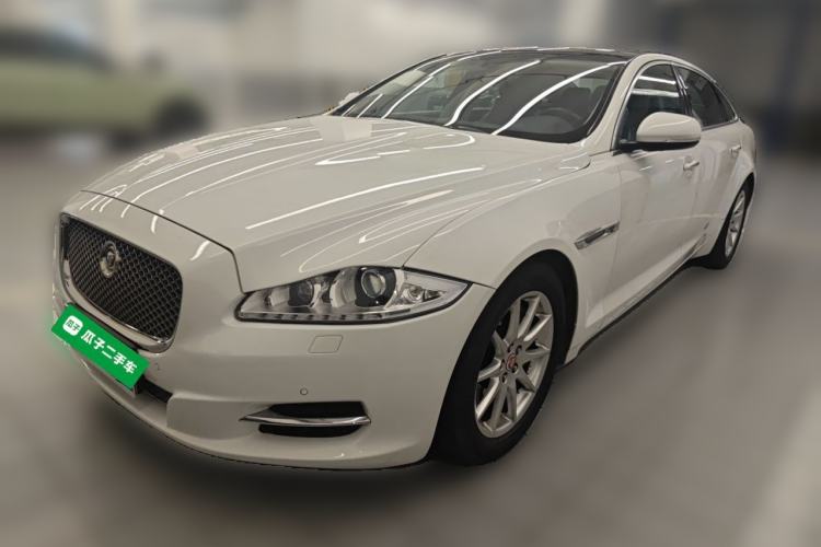 Used Jaguar XJ 2014 XJL 2.0T Two-Wheel Drive Panoramic Business Edition