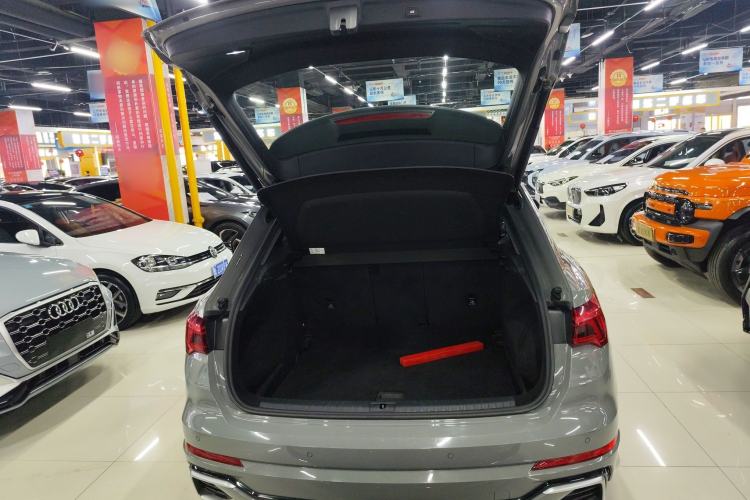 Used Audi Q3 2024 35 TFSI Ambition Dynamic Edition
