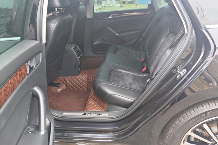 Used Volkswagen Passat 2013 2.0 TSI DSG Ultimate Edition
