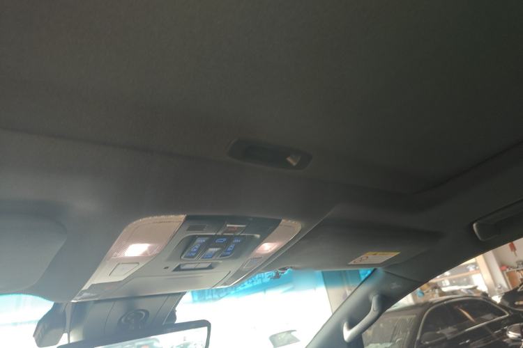 Used Toyota Alphard 2021 Dual-Engine 2.5L Prestige Edition
