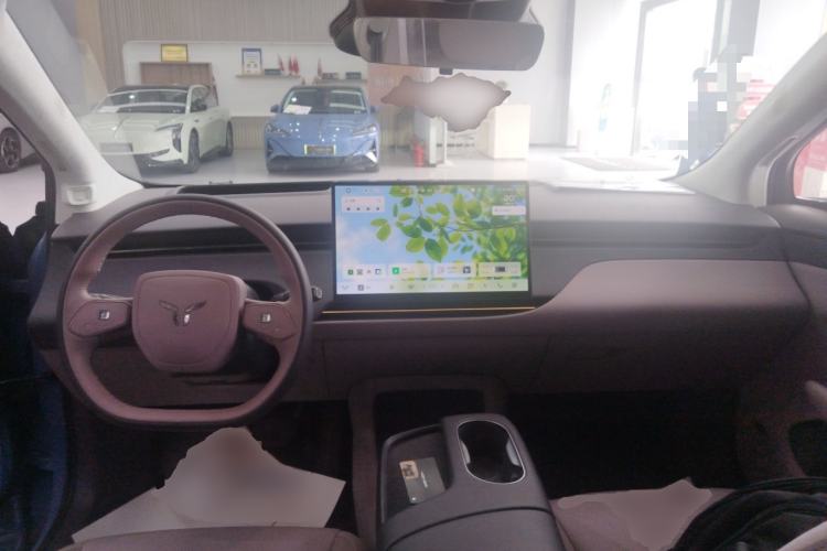 Used Hongqi Tiangong 06 2025 660 4x4 Smart Selection Edition Center Console