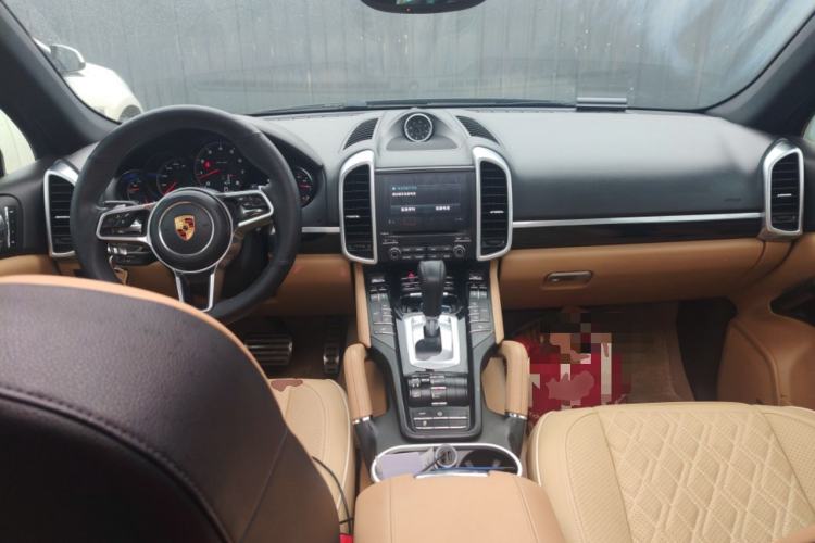 Used Porsche Cayenne 2016 Cayenne 3.0T Center Console