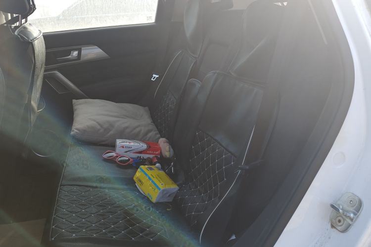 Used Haval H2 2016 Red-Label 1.5T Manual Two-Wheel Drive Comfort Model
