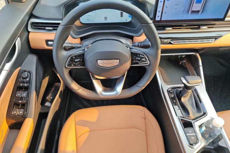 Used Geely Auto Emgrand 2025 4th Generation 1.5L CVT Flagship Version Steering Wheel