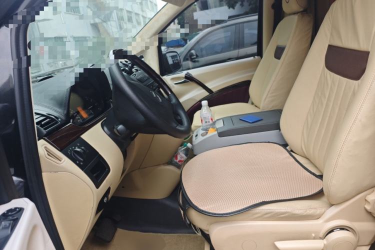 Used Mercedes-Benz Vito 2013 3.0L Elite Edition Left Front Seat