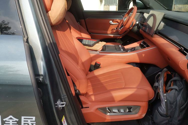 Used BYD Tang L 2025 DM 175KM Drone Player Edition