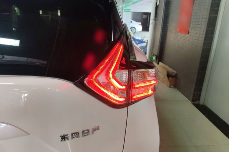 Used Nissan Murano 2015 2.5L XE Two-Wheel-Drive Elite Edition