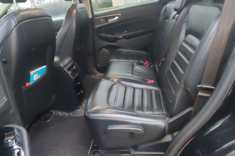 Used Ford Edge 2016 EcoBoost 245 Two-Wheel-Drive Platinum Edition 7-Seater Left Rear Seat