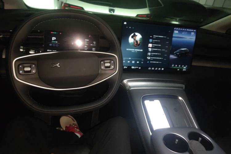 Used XPeng X9 2024 702 Ultra-Long Range Max
