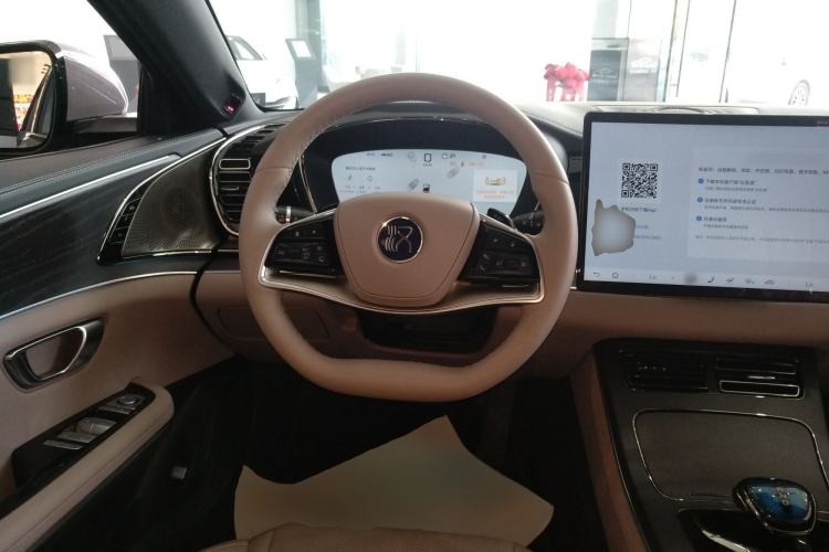 Used BYD Han 2025 DM-i Intelligent Driving Edition 125KM LiDAR Flagship Model
