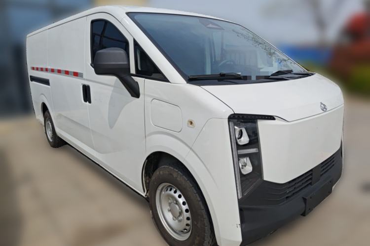 Used CHANGAN KUAYUE Starlight EV 2025 Model 3-Passenger Van, 305 km, Smart Driving Edition Front Right 45 Deg