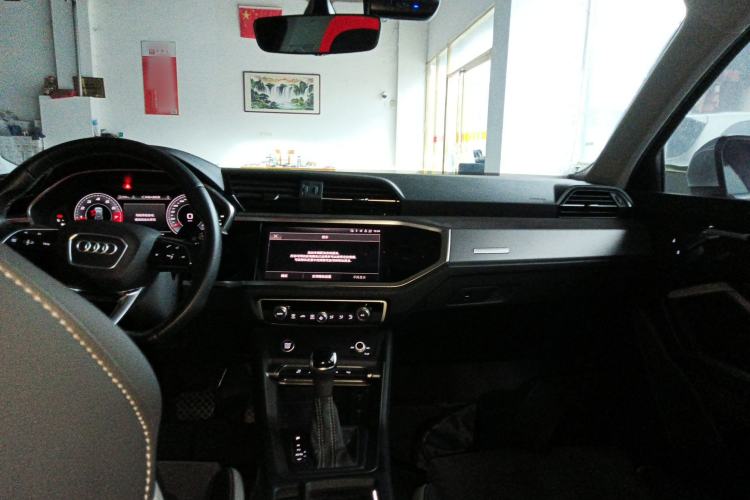 Used Audi Q3 2022 35 TFSI Fashion Dynamic Model