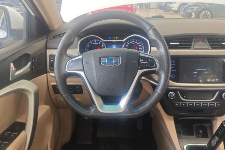 Used Geely Auto Emgrand 2017 Sedan Million Edition 1.5L Manual Luxury Model
