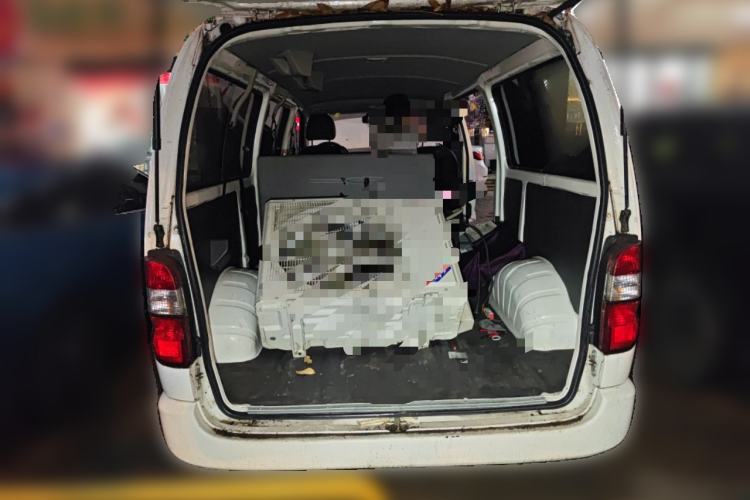 Used Jinbei Hiace King 2021 2.0L City Transport King Series Express Model Standard Top 6-Seater 1TZS