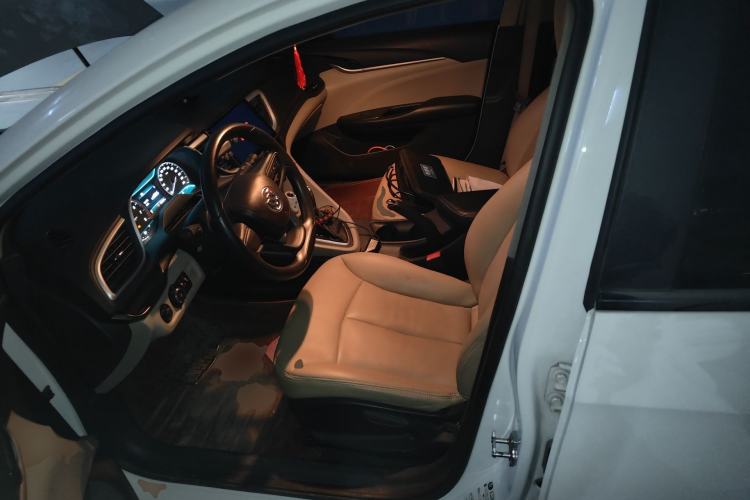 Used Buick GT 2015 15N Automatic Elite Version Left Front Seat