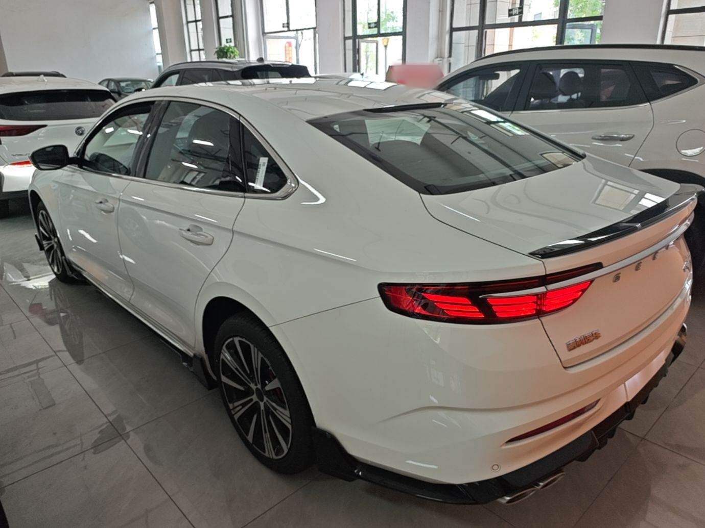Geely Auto Preface 2025 Dongfang Yao 2.0TD Lanxing Edition — снимка 4