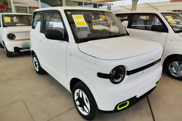 Used Geely Galaxy Panda 2025 210 km – Yuanqi Bear Exterior 1