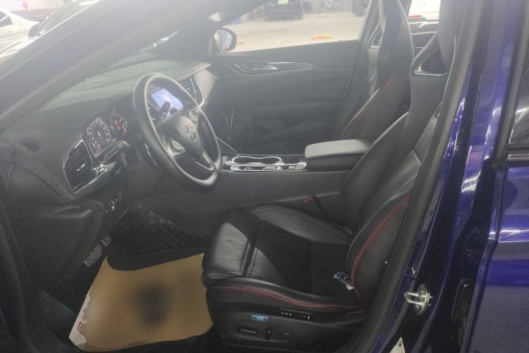 Used Buick Regal 2023 GS Prestige Model