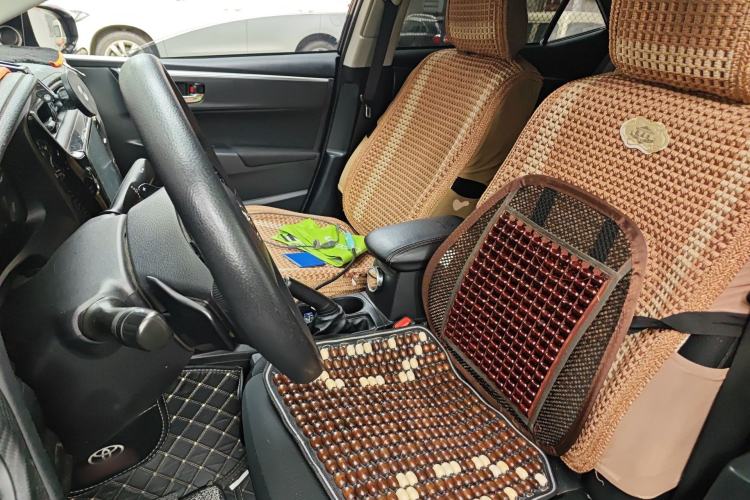 Used Toyota Levin 2017 Revised Dual-Engine 1.8H GS E-CVT Elite Sunroof Version China V Standard Left Front Seat