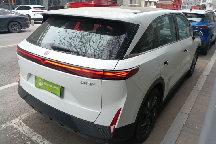 Used Venucia VX6 2023 520 Max
