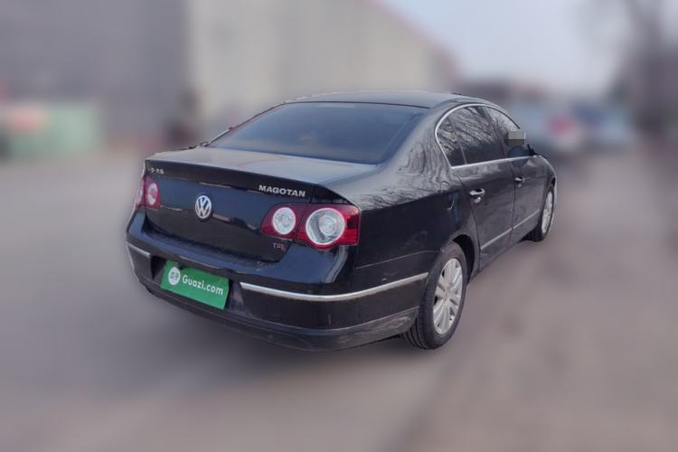 Used Volkswagen Magotan 2011 1.8TSI DSG Comfort Model Rear Right 45 Deg