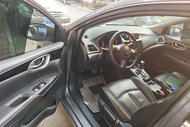 Used Nissan Sylphy 2019 1.6XV CVT Smart Connect Luxury Edition China VI Standard Driver Seat