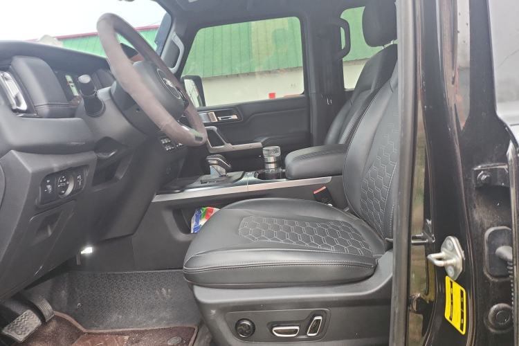 Used 212 T01 2025 2.0T Changfeng