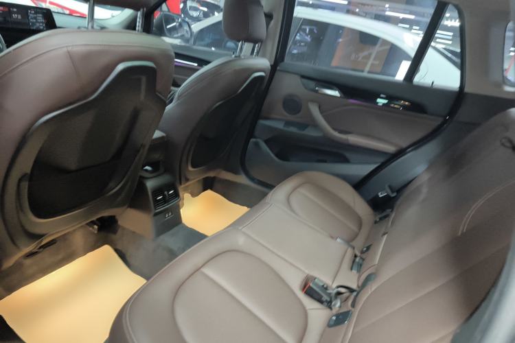 Used BMW X1 2020 sDrive25Li Leading Model
