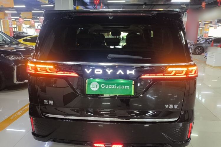 Used VOYAH Dream 2025 PHEV Four-Wheel-Drive Flagship Version – Qiankun Edition Rear