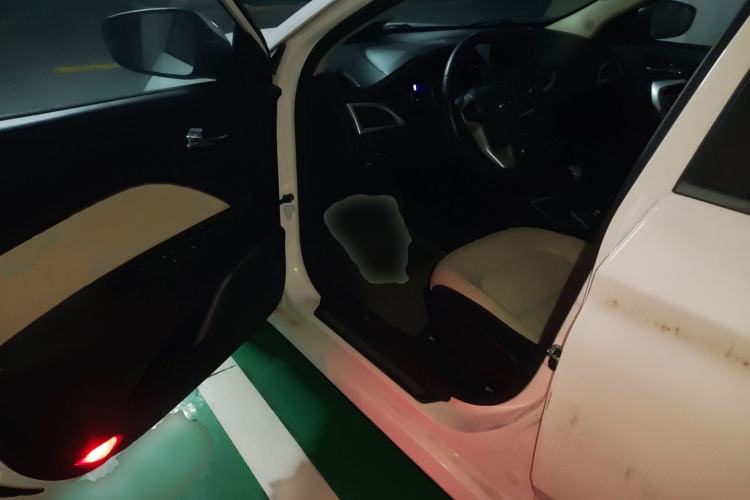 Used CHANGAN Alsvin V7 2016 1.6L Manual Enjoyment Model China V Standard
