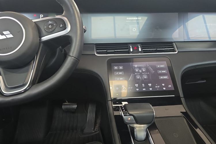 Used Li Auto ONE 2020 Extended-Range 6-Seater Version Center Console