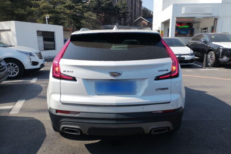 Used Cadillac XT4 2018 28T Two-Wheel Drive Leading Version
