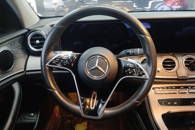Used Mercedes-Benz E-Class 2021 E 300 L Stylish Model Steering Wheel