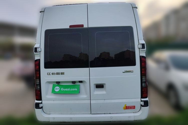 Used JMC Fushun 2023 2.0T Manual Mid-Drive Mid-Roof Commercial Multi-Purpose 7-Seater Passenger Vehicle