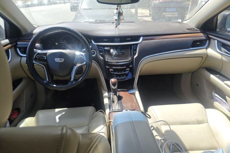 Used Cadillac XTS 2016 28T Elite Edition Center Console