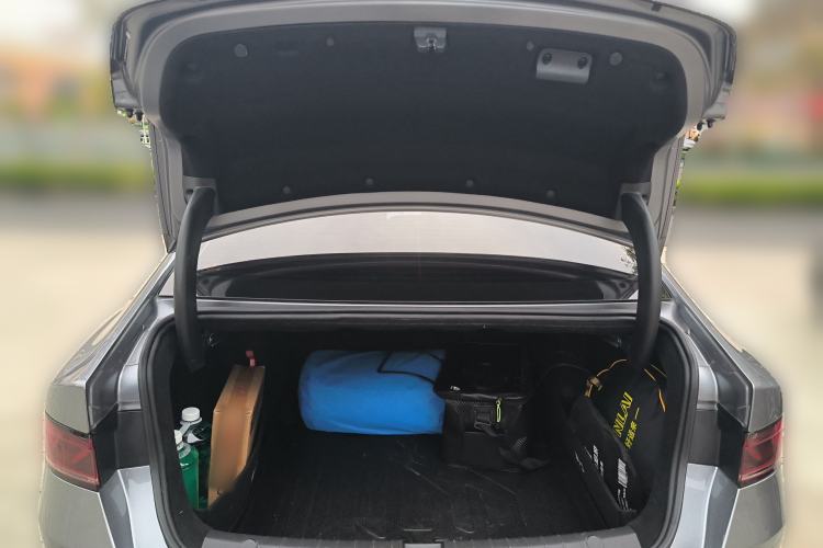 Used BYD Qin PLUS 2024 Honor Edition EV 510KM Leading Model Trunk