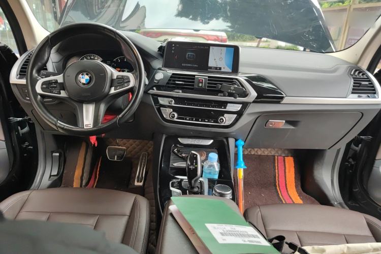 Used BMW X3 2018 xDrive25i M Sport Package China V Center Console