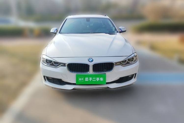 Used BMW 3 Series 2015 320i Luxury Line Stylish Edition