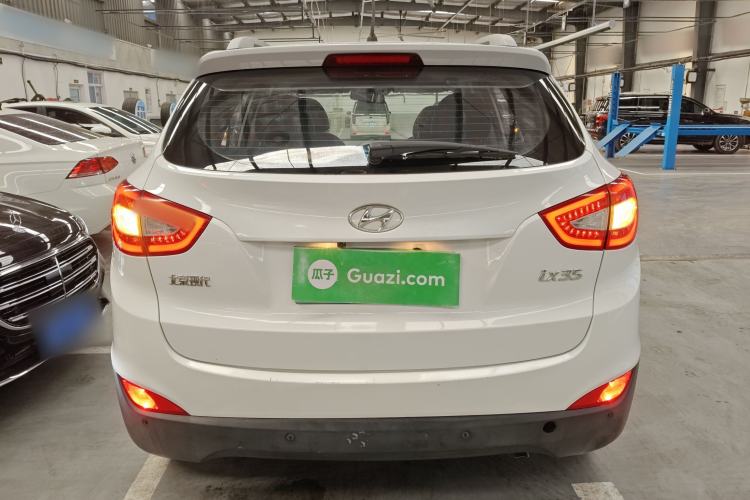 Used Hyundai ix35 2015 2.0L Automatic 2WD Smart Type China IV