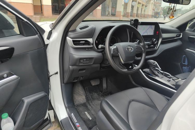 Used Toyota Highlander 2024 2.5L Smart Electric Hybrid Dual-Engine Two-Wheel Drive Elite Version 7 Seats Driver Seat