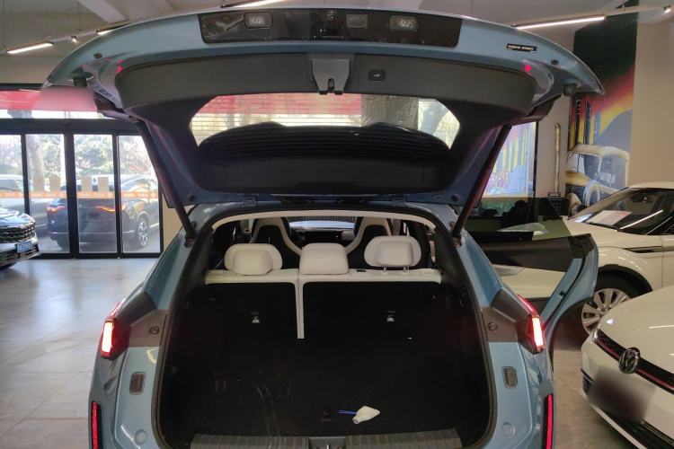 Used Lynk & Co 08 EM-P 2026 Model 210 Four-Wheel Drive Performance Ultra H7