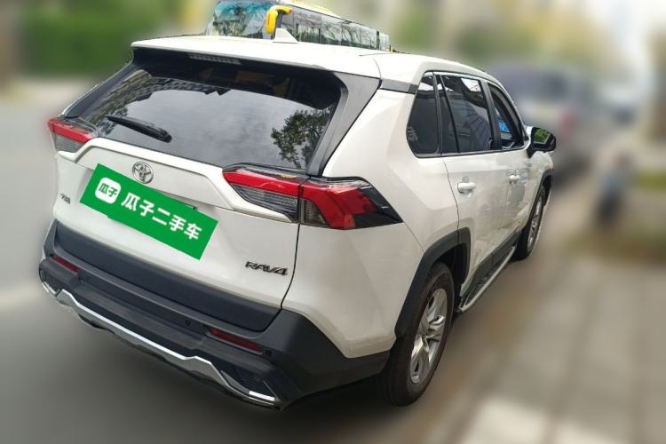 Used Toyota RAV4 2020 2.0L CVT Two-Wheel Drive Urban Edition Rear Right 45 Deg