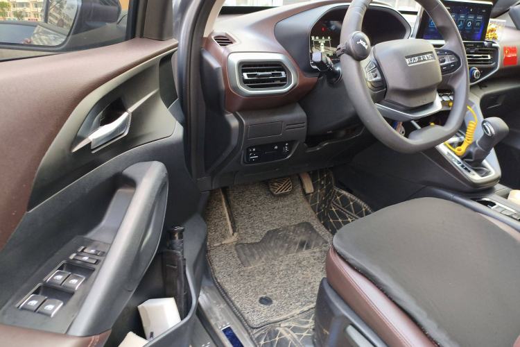 Used CHANGAN KAICHENG F70 2021 2.4T Gasoline Automatic 4x4 Luxury Version Standard Wheelbase 4K22D4T Driver Seat