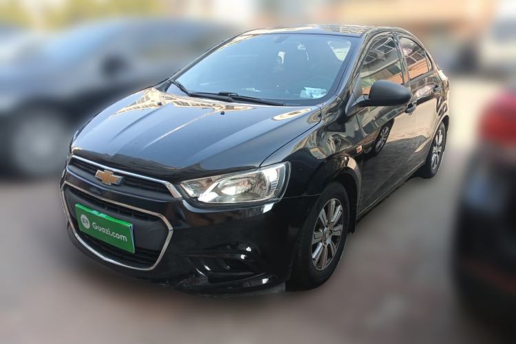 Used Chevrolet Aveo Sonic 2014 Sedan 1.4 SL MT Comfort Edition