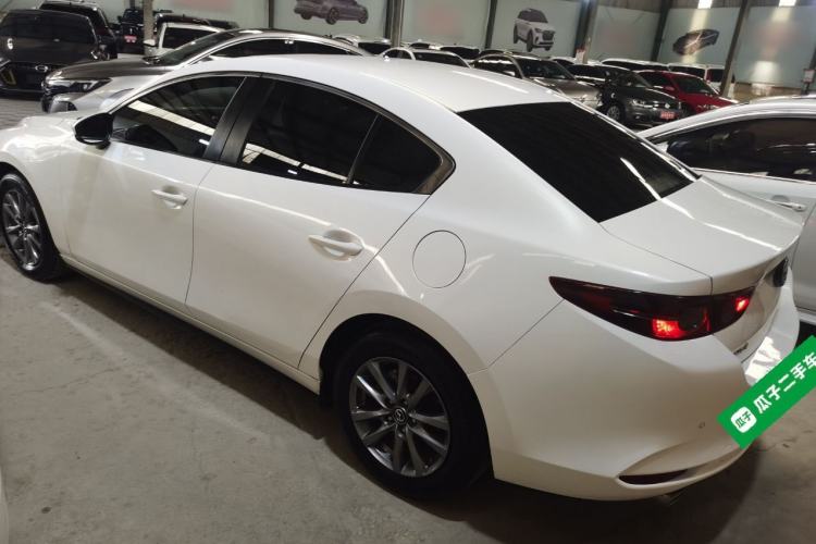 Used Mazda 3 Axela 2021 2.0L Automatic Zhiqing Edition