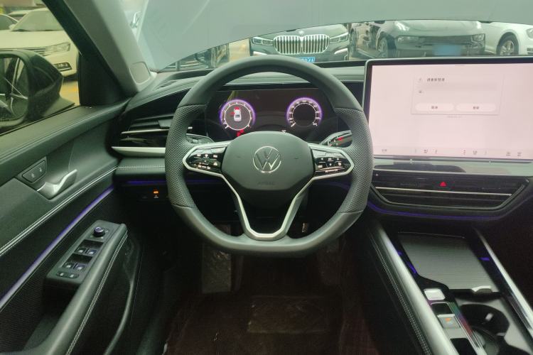 Used Volkswagen Passat 2025 Pro 380TSI Dragon Edition
