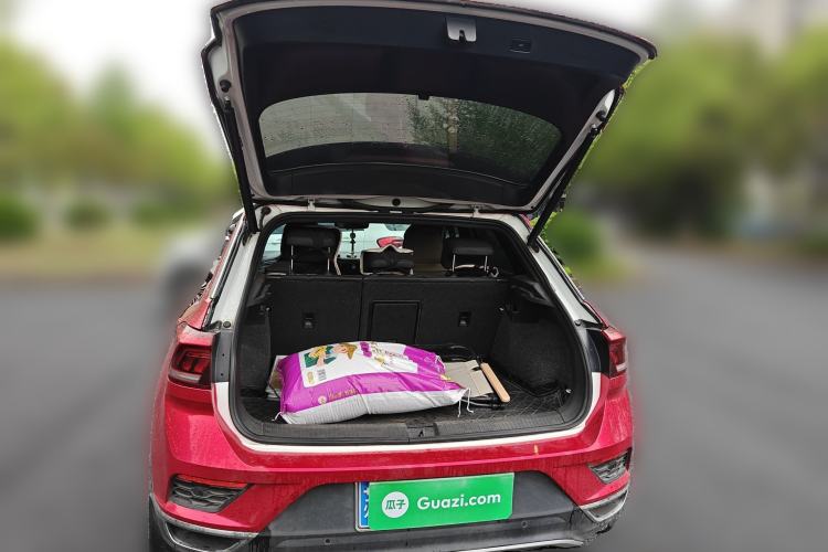 Used Volkswagen T-ROC 2018 280TSI DSG Four-Wheel Drive Luxury Version China V Emission Standard Trunk