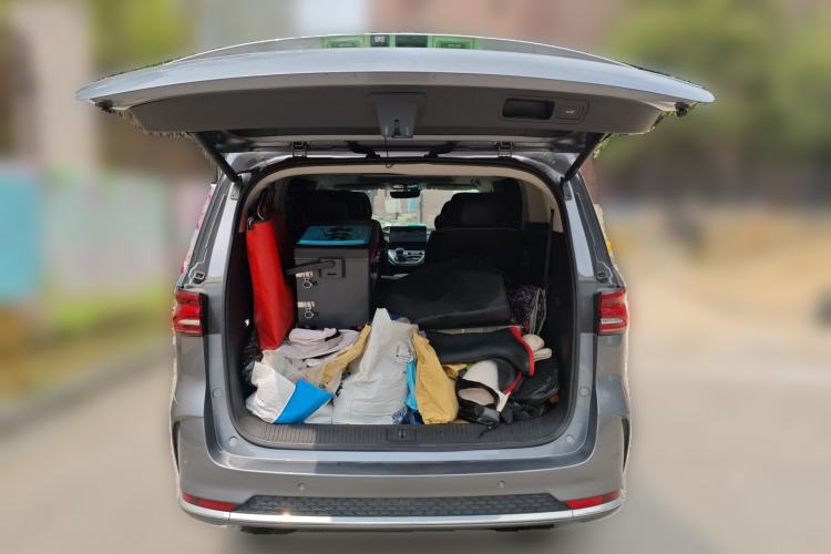 Used Roewe iMAX8 2022 400TGI Celebration Edition
